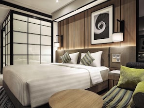 Deluxe Double Room, 1 Double Bed | Minibar, in-room safe, desk, iron/ironing board - Novotel Karawang (Karawang)