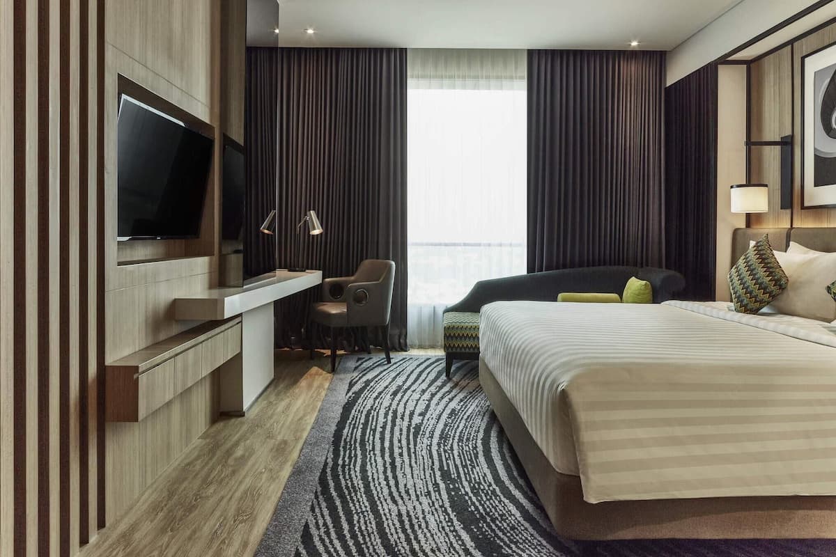 Superior Double Room, 1 Double Bed | Minibar, in-room safe, desk, iron/ironing board