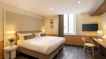 Superior Room, 1 King Bed, Non Smoking