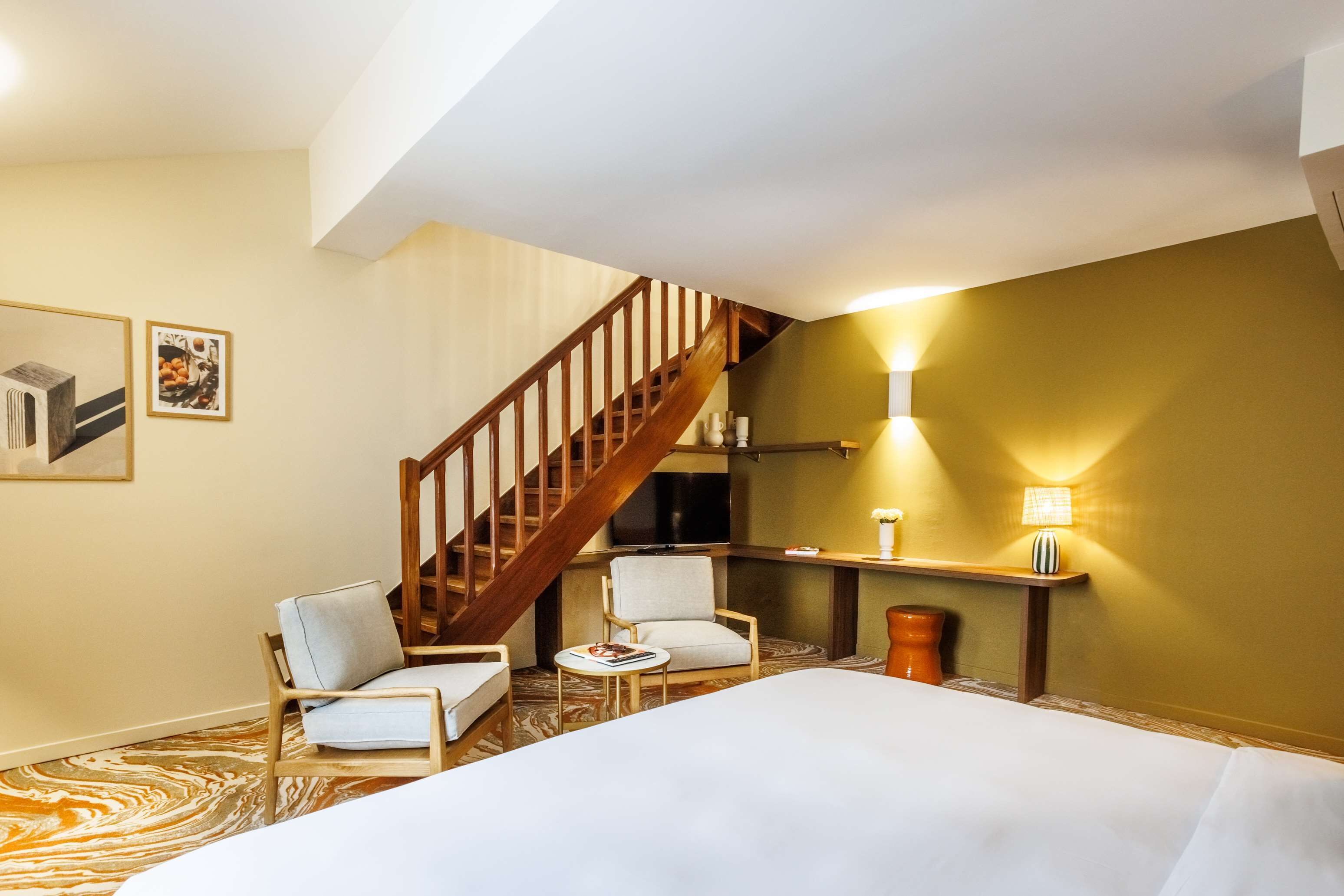 junior suite, 1 king bed, non smoking (twin bed on request) | premium bedding, free minibar, in-room safe, desk