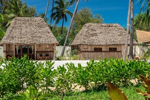 Premium bedding, in-room safe, desk, free cribs/infant beds - Zanzibar Magic Boutique Hotel (Matemwe)