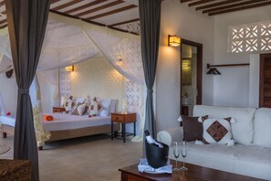 Honeymoon-Apartment, 1 Schlafzimmer, Balkon, Meerblick | Wohnzimmer