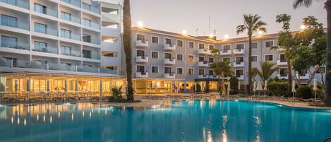 Front of property – evening/night