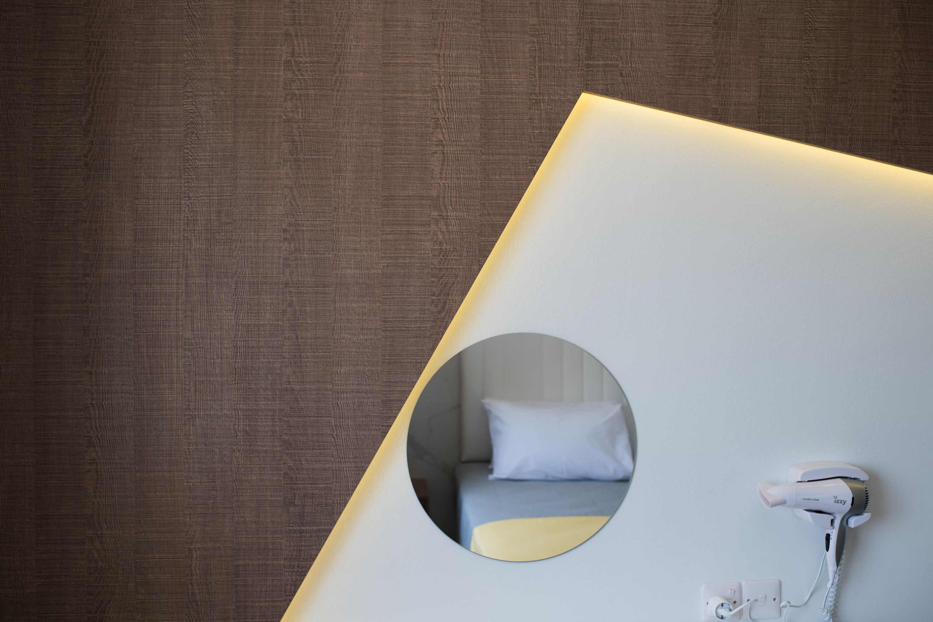 studio | in-room safe, desk, iron/ironing board, free cots/infant beds