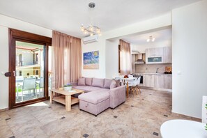 Deluxe-Villa, 4 Schlafzimmer, Meerblick | Wohnbereich