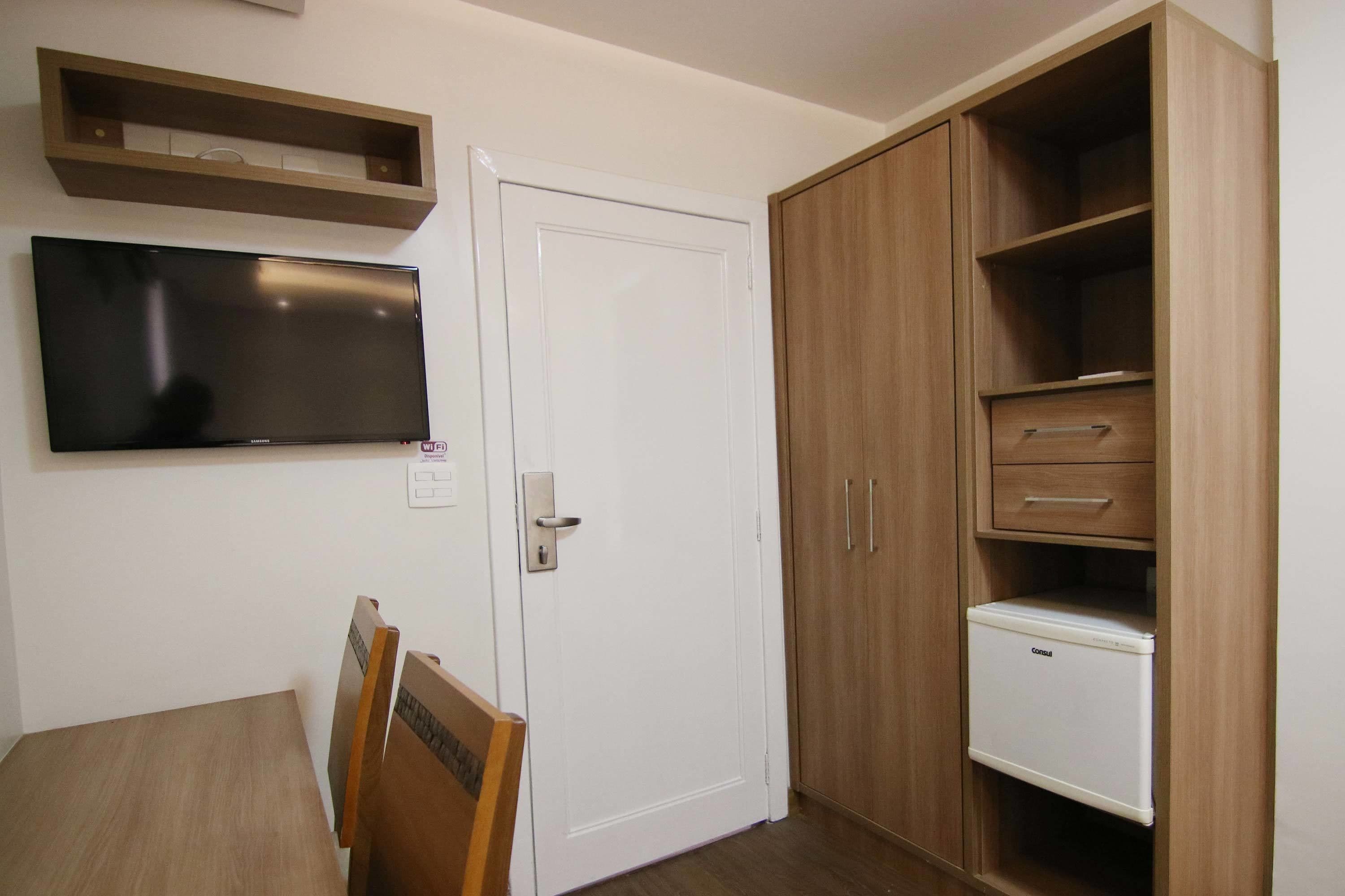 superior twin room | minibar, in-room safe, desk, laptop workspace