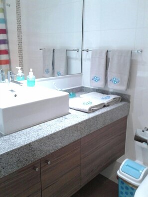 公寓, 1 间卧室 | 卫生间洗手盆