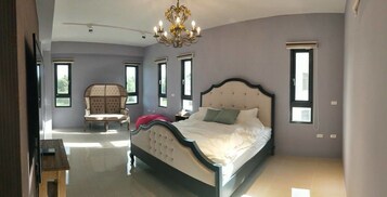 Family Duplex, Balcony | Premium bedding, down comforters, individually decorated