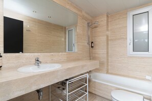 Apartamento, 2 habitaciones, balcón (4 people) | Baño