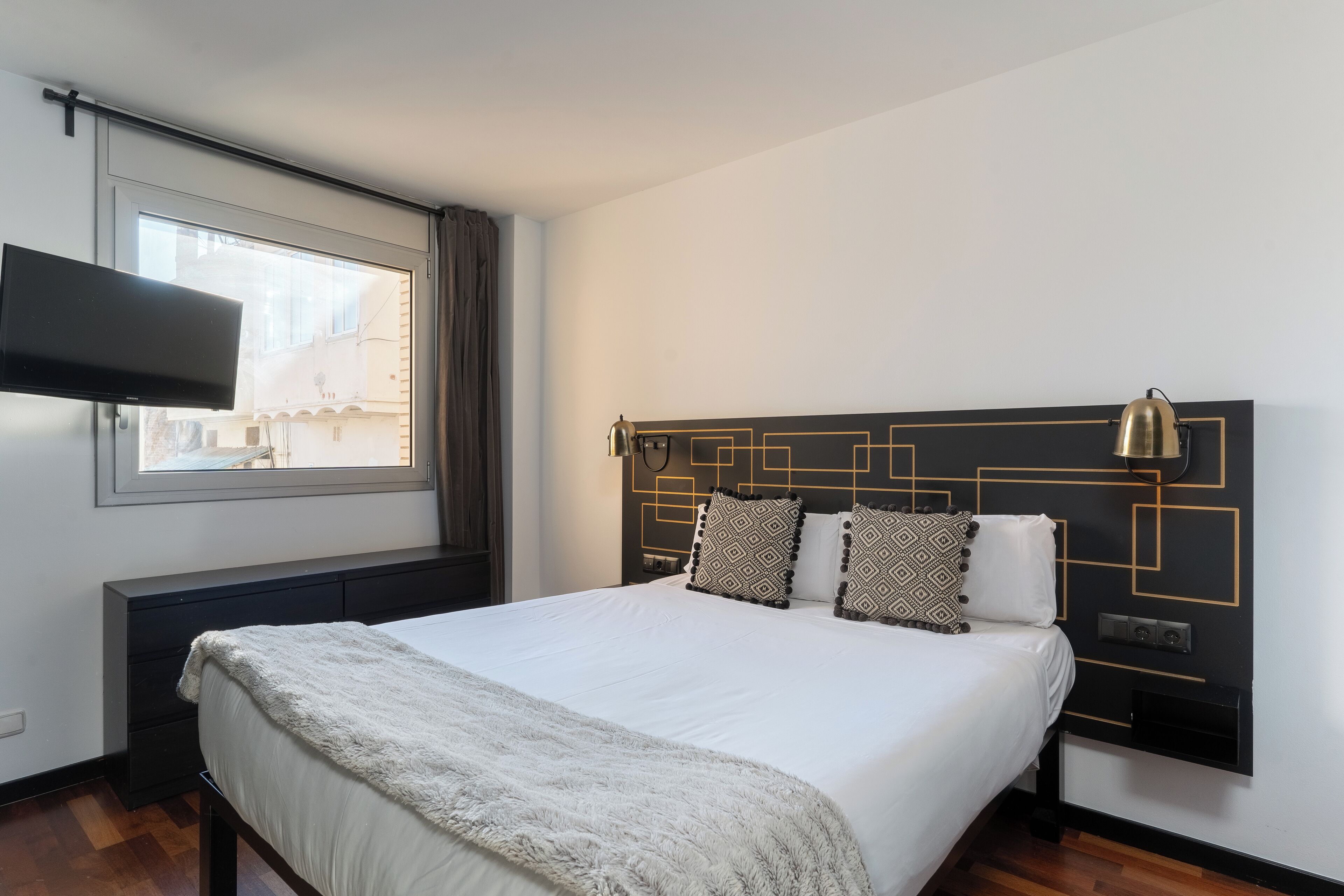 Appartement, 2 slaapkamers, balkon (4 people) | 1 slaapkamer, een kluis op de kamer, verduisterende gordijnen