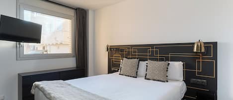 Appartement, 2 chambres, balcon (4 people) | 1 chambre, coffre-fort, rideaux dâobscurcissement