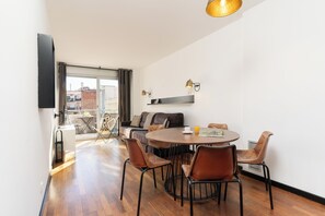 Apartment, 2 Bedrooms, Balcony (4 people) | Ruang tamu