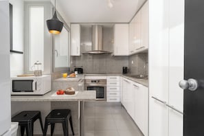 Apartment, 2 Bedrooms, Balcony (4 people) | Private kitchen - Sepulveda by The Streets Apartments (Barcelona)