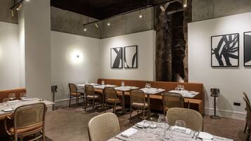 Free daily cooked-to-order breakfast