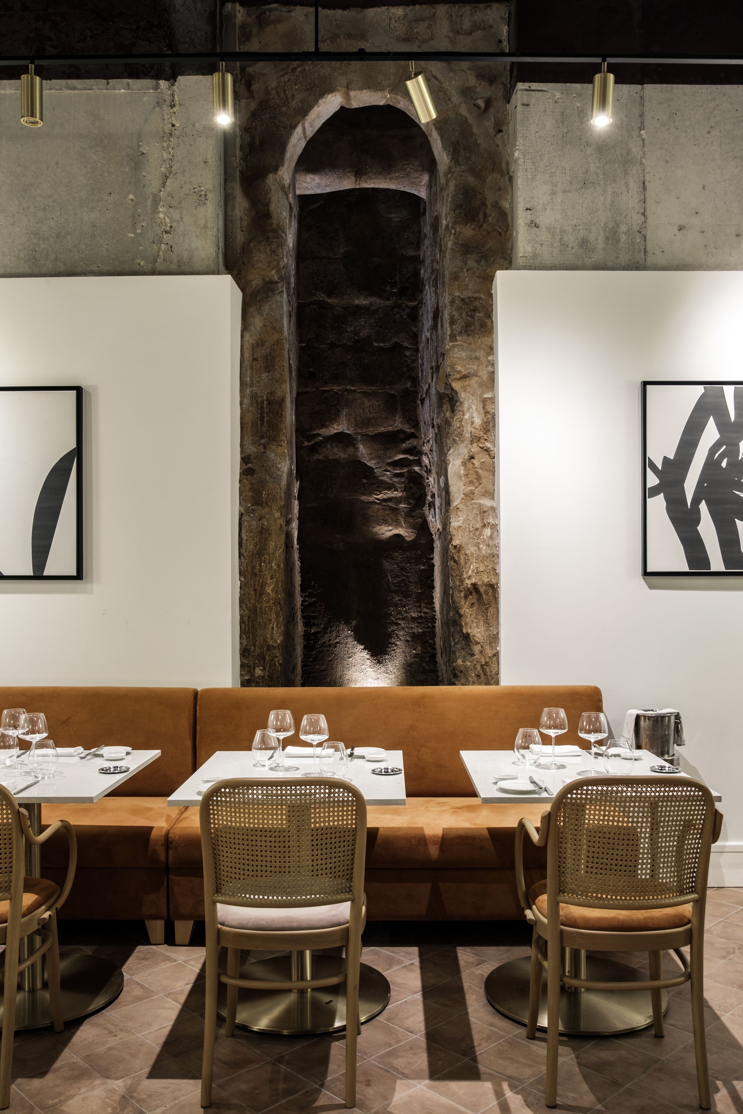 lunch and dinner served, mediterranean cuisine