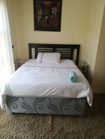 Cottage, Pool View, Garden Area | 1 bedroom, premium bedding, desk, soundproofing