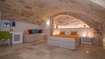 Junior Suite, Multiple Beds | Minibar, in-room safe, desk, iron/ironing board