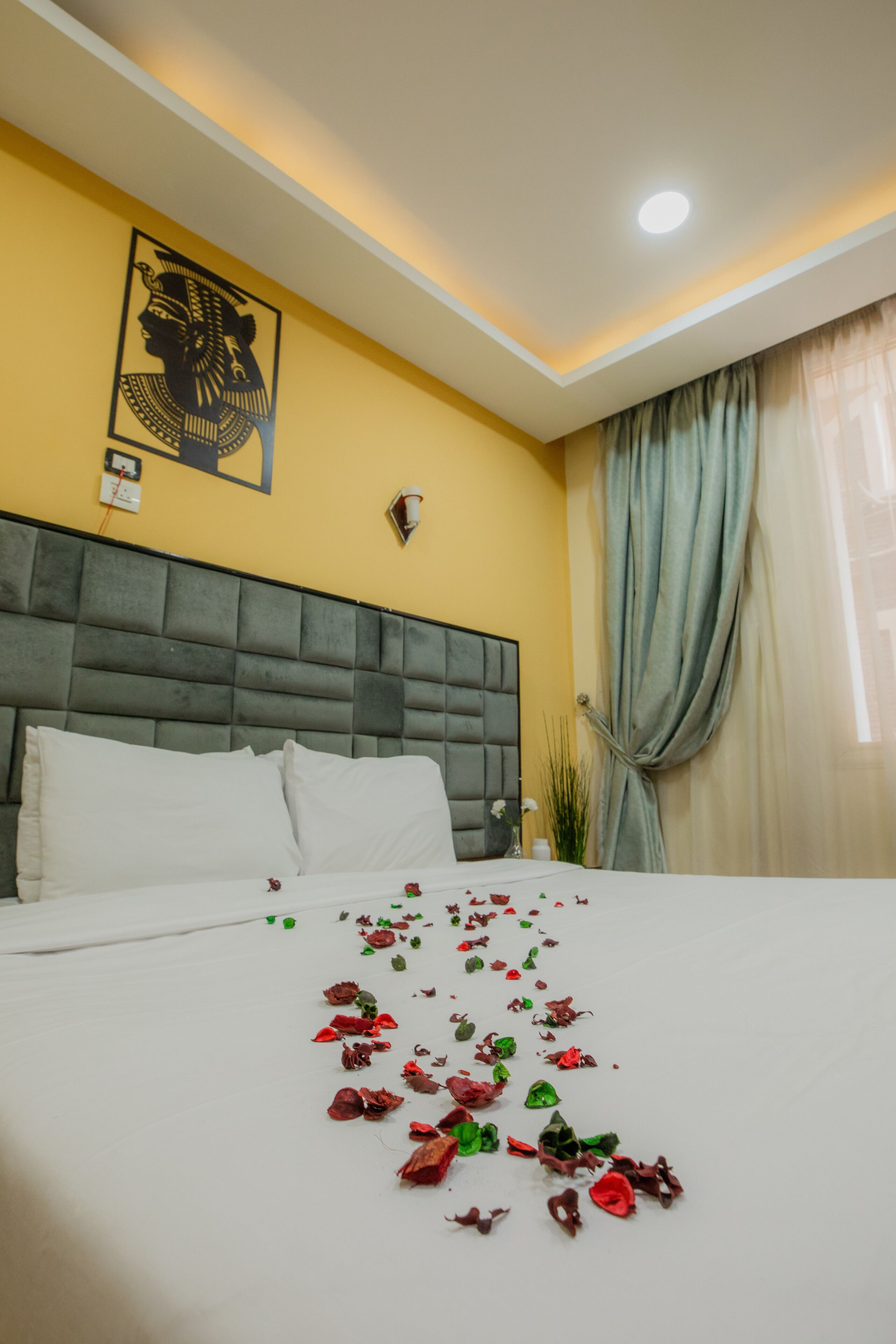 Photo - Capital City Hotel