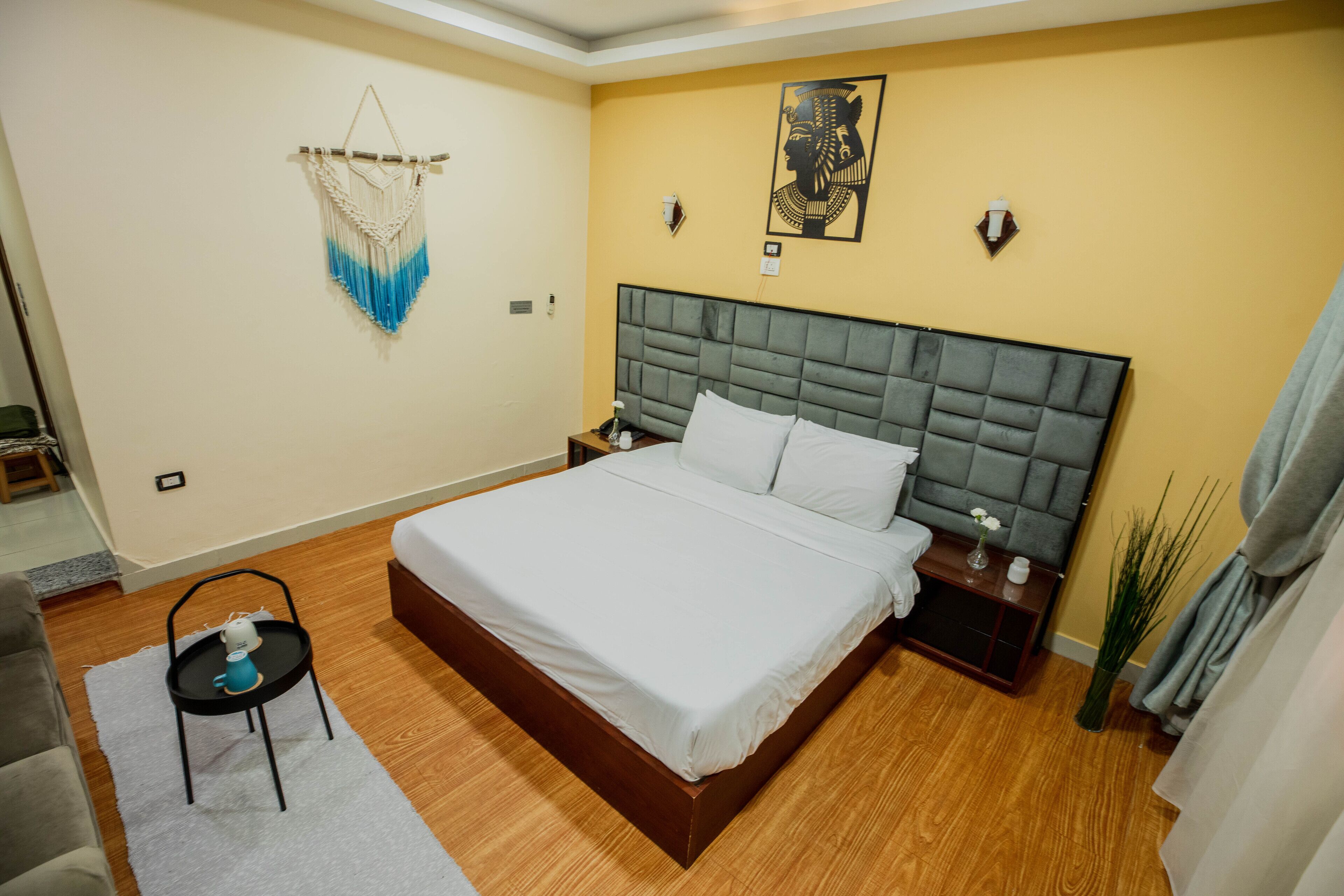 Photo - Capital City Hotel