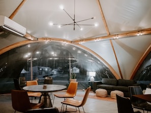 Dining - Under Canvas Great Smoky Mountains (Sevierville)