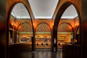 2 bars/lounges - Radisson Hotel Jodhpur (Jodhpur)