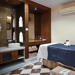 Steam room, body treatments, aromatherapy, deep-tissue massages