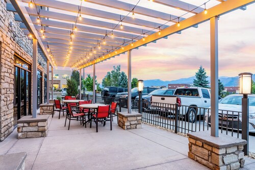 Holiday Inn Express & Suites Colorado Springs AFA Northgate by IHG