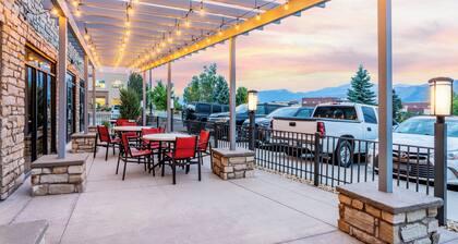 Holiday Inn Express & Suites Colorado Springs AFA Northgate by IHG