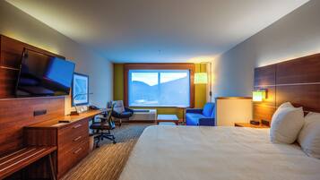 Seprai antialergi, brankas, meja kerja, dan tirai kedap cahaya