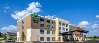 Holiday Inn Express & Suites Reedsville - State Coll Area by IHG