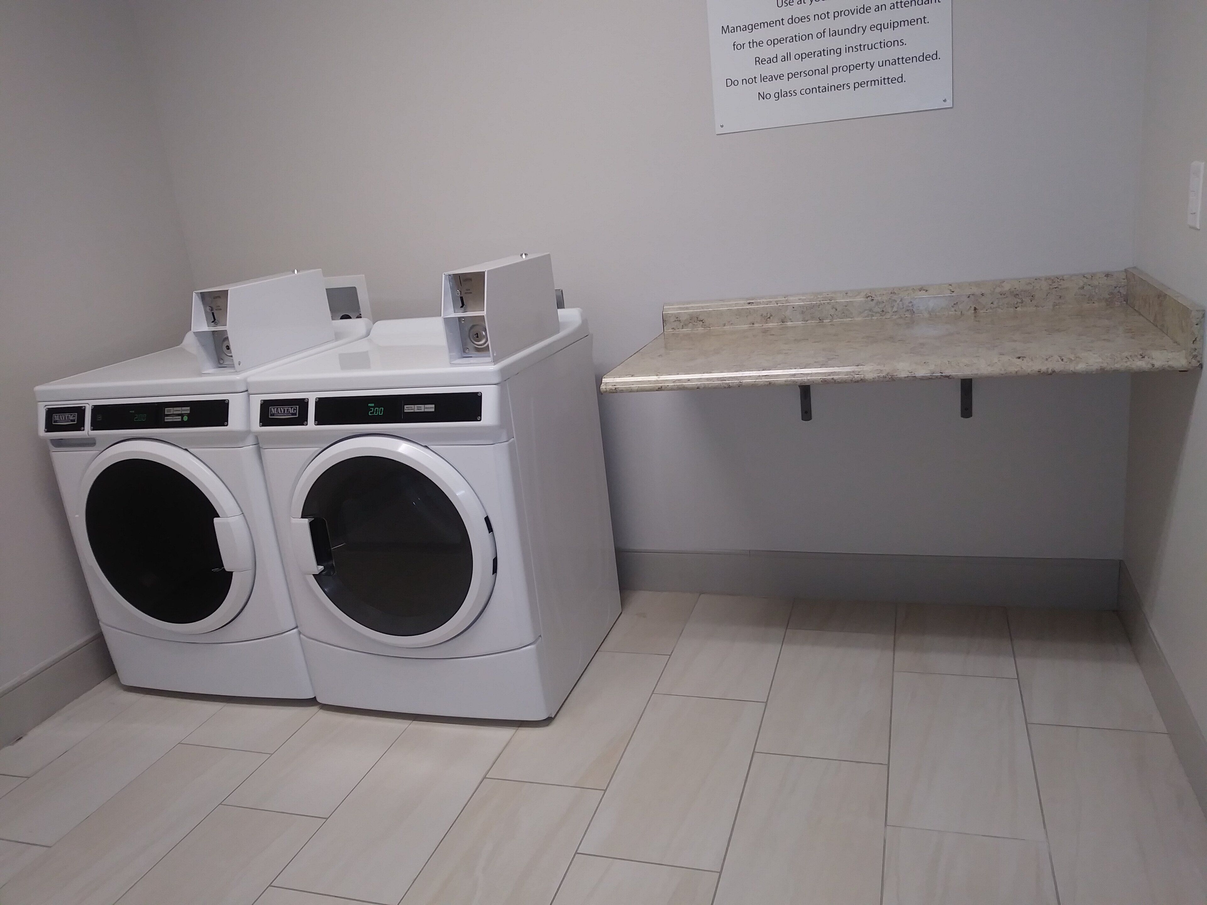 Photo - Holiday Inn Express & Suites - Dallas NW HWY - Love Field by IHG