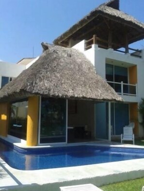 Outdoor pool - Condo Gerardo (Acapulco)