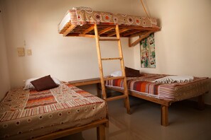Casa familiar, varias camas | 1 habitación, wifi gratis y ropa de cama 