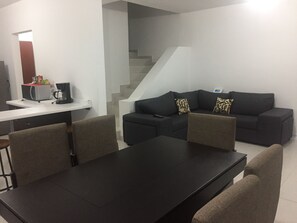 Casa familiar, varias camas | Servicio a la habitación