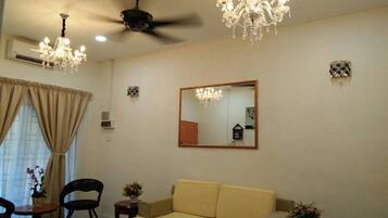 Khu tiếp khách ở sảnh