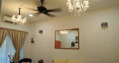 Ainis Guest House at The Lost World of Tambun