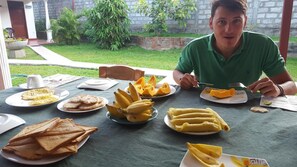 Restaurant - Lal HomeStay (Sigiriya)