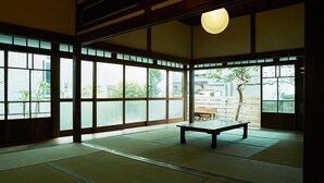 House | 3 bedrooms, in-room safe, desk, iron/ironing board - Minatonoakari (Hayama)