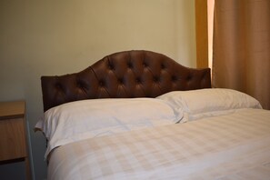 Double Room | In-room safe, desk, laptop workspace, free WiFi - Inks Hotel (Nairobi)