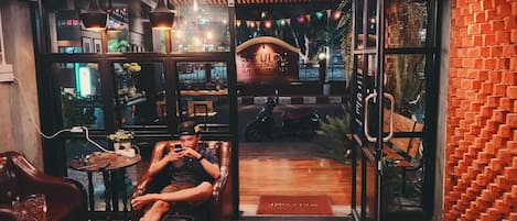 Bar (en la propiedad)