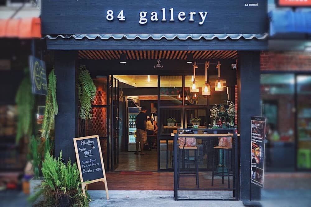 84 Gallery - Hostel