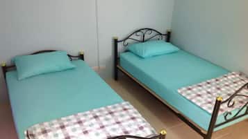 Standard Twin Room | Free WiFi