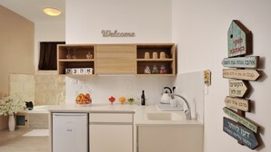 Family Room | Private kitchen