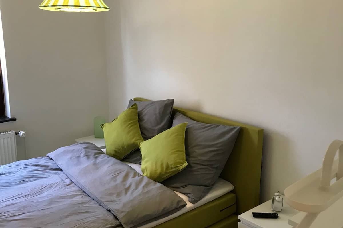 apartment, 2 bedrooms | 2 bedrooms, premium bedding, desk, iron/ironing board