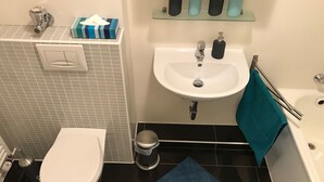 อพาร์ทเมนท์, 2 ห้องนอน | ห้องน้ำ
