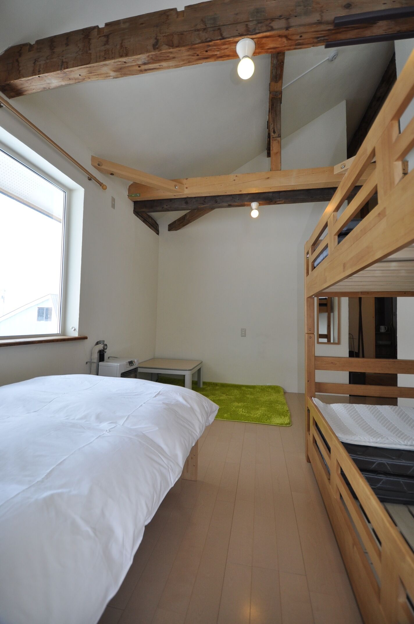 1 bedroom, down duvets, free WiFi, bed sheets