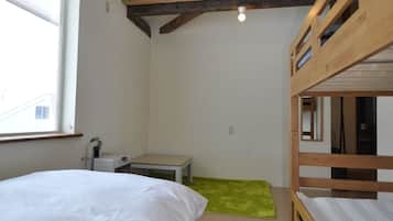 トリプルルーム 禁煙 リゾートビュー | 1 室のベッドルーム、羽毛の掛け布団、WiFi (無料)、ベッドシーツ