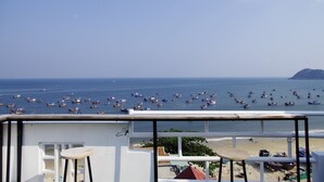 Unclassified image, 3 of 25, button - Le Plateau Hostel Dai Lanh (Dai Lanh)