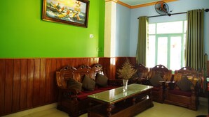 Unclassified image, 5 of 25, button - Le Plateau Hostel Dai Lanh (Dai Lanh)