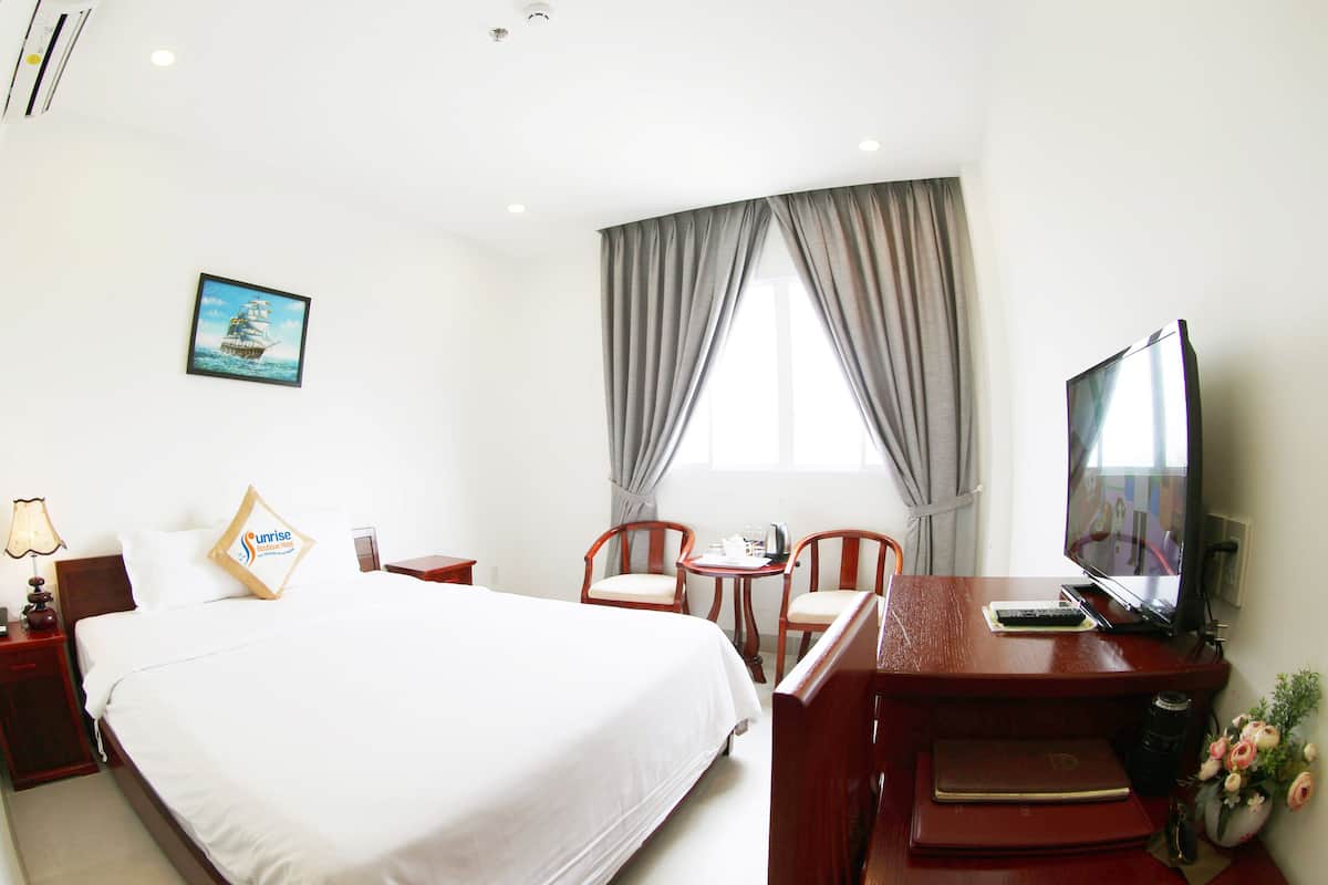 Chambre Supérieure, vue ville | Literie de qualité supérieure, minibar, coffres-forts dans les chambres